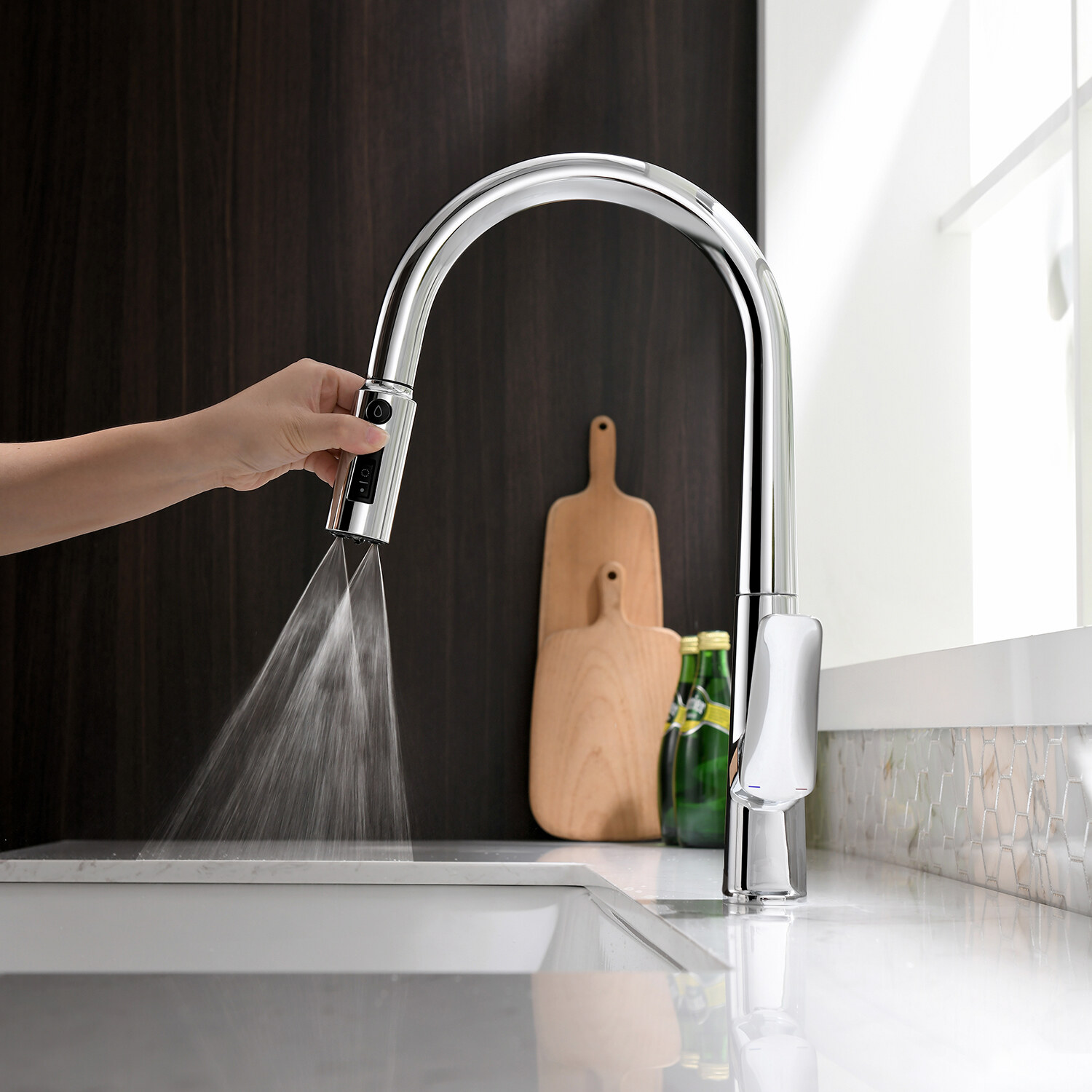 Чешма за вода со туш на извлекување – средна – Хром DSC 3299 01 Чешма за вода со туш на извлекување – средна – Хром